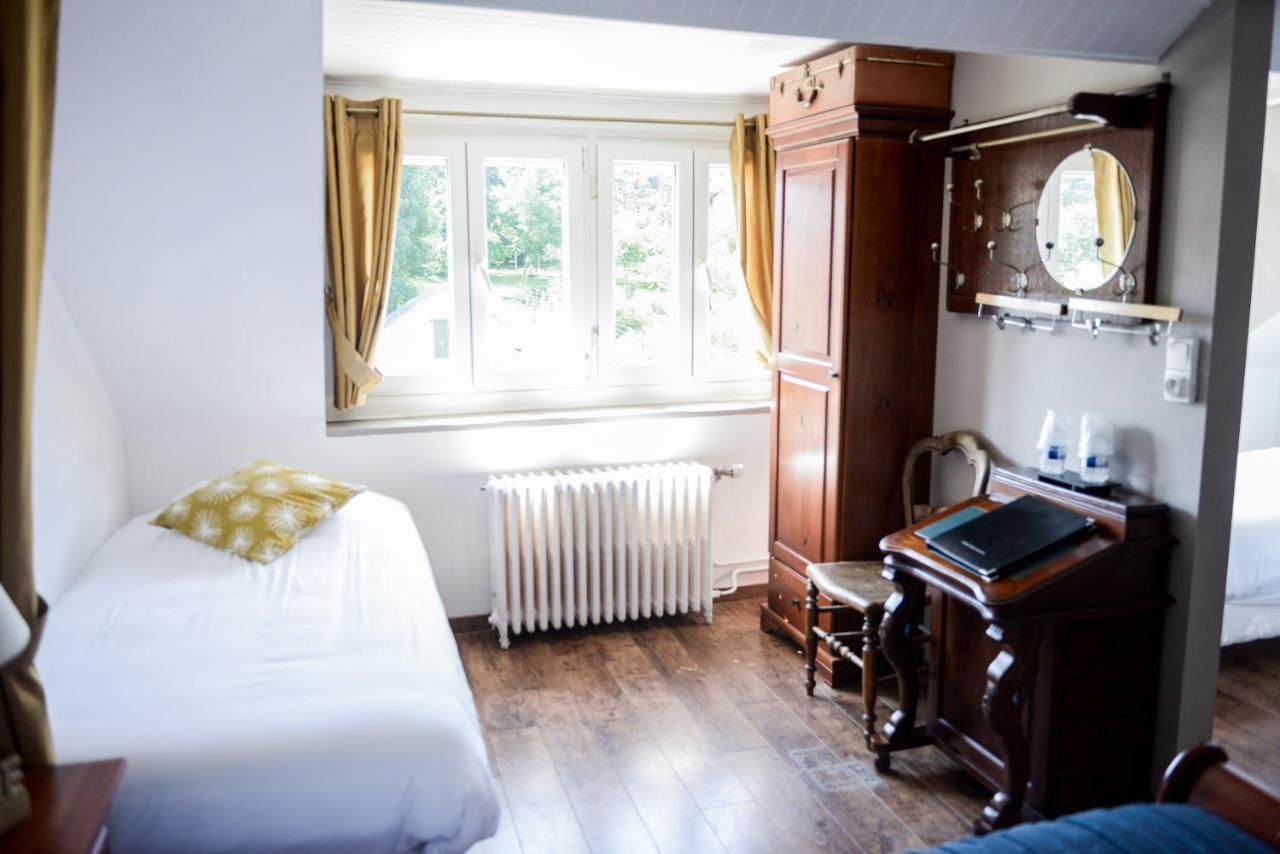 Logis Le Saint Hubert Hotel Haybes Ngoại thất bức ảnh