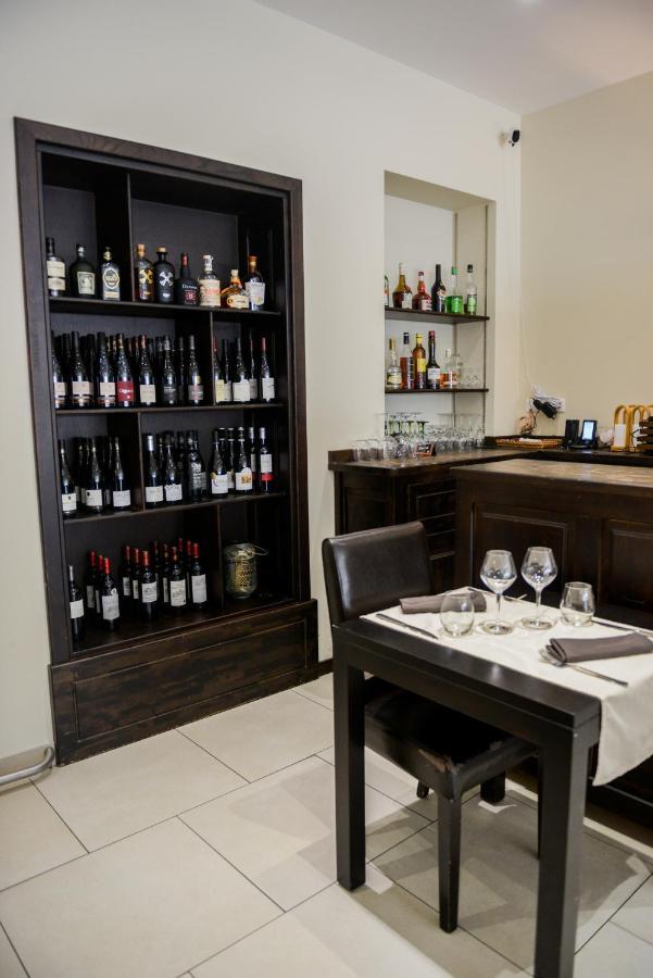 Logis Le Saint Hubert Hotel Haybes Ngoại thất bức ảnh